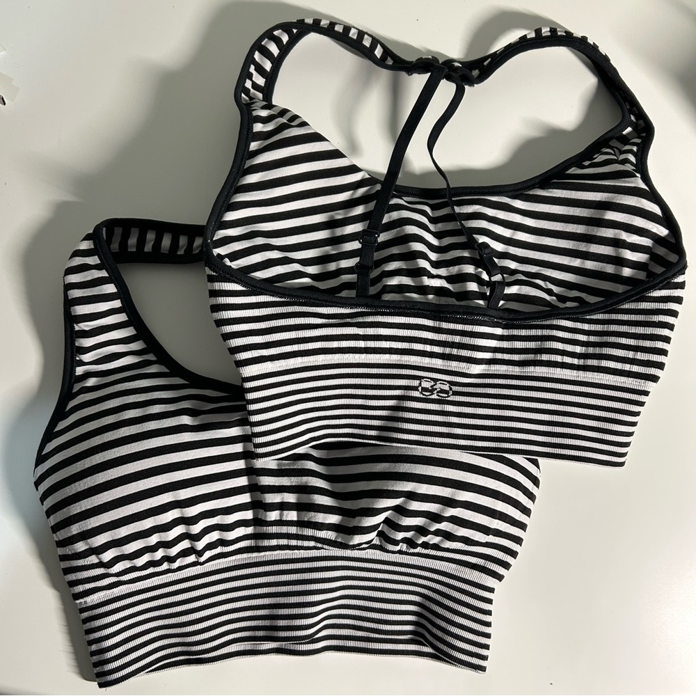 ⭐️ BUNDLE of 2 Calia black and white striped cross back sports bras with cups
